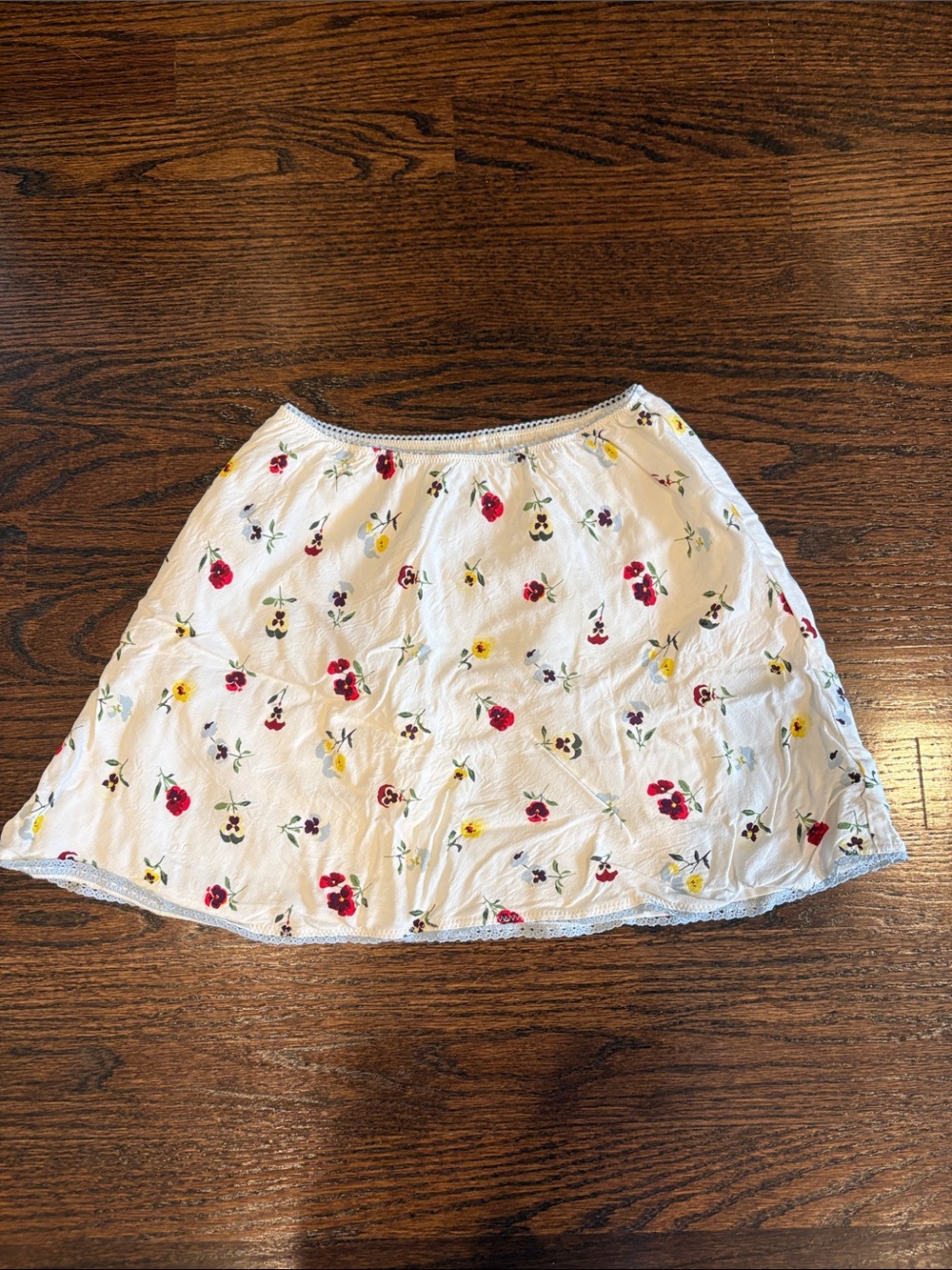 GAP White Mini Skirt with Red and Yellow Floral Print